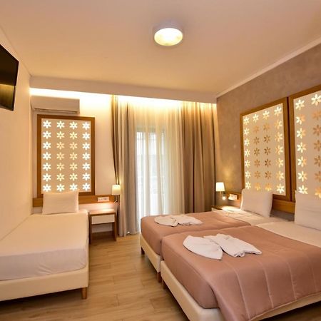 Hotel Aghas Paleochora Екстериор снимка