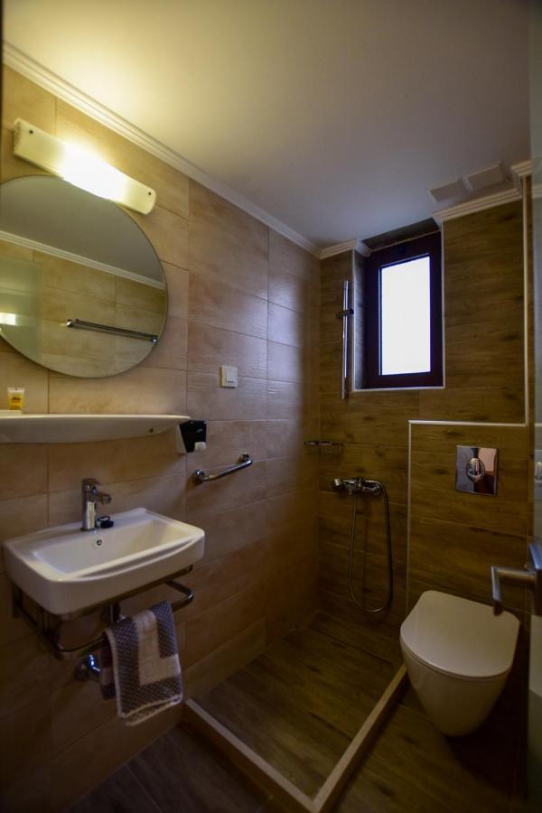 Hotel Aghas Paleochora Екстериор снимка