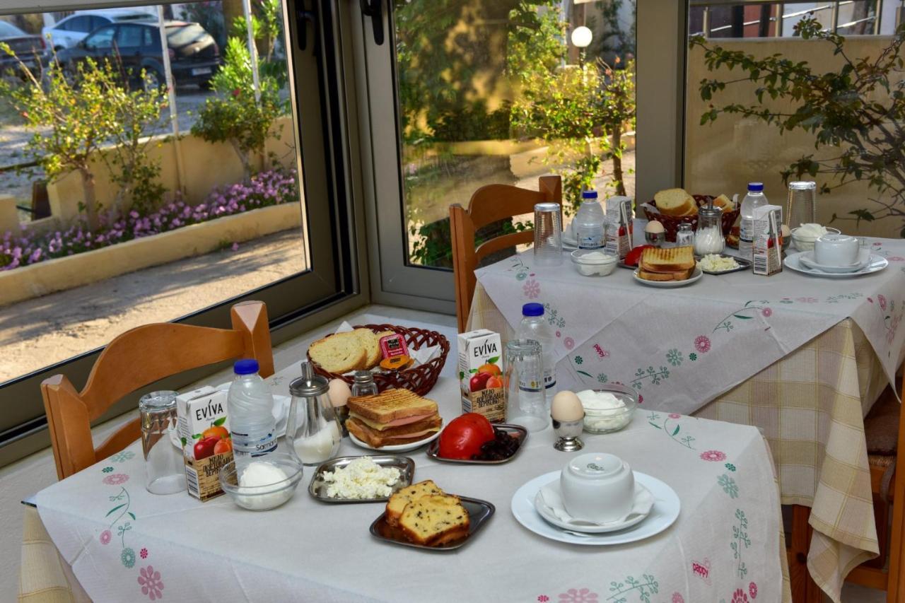 Hotel Aghas Paleochora Екстериор снимка