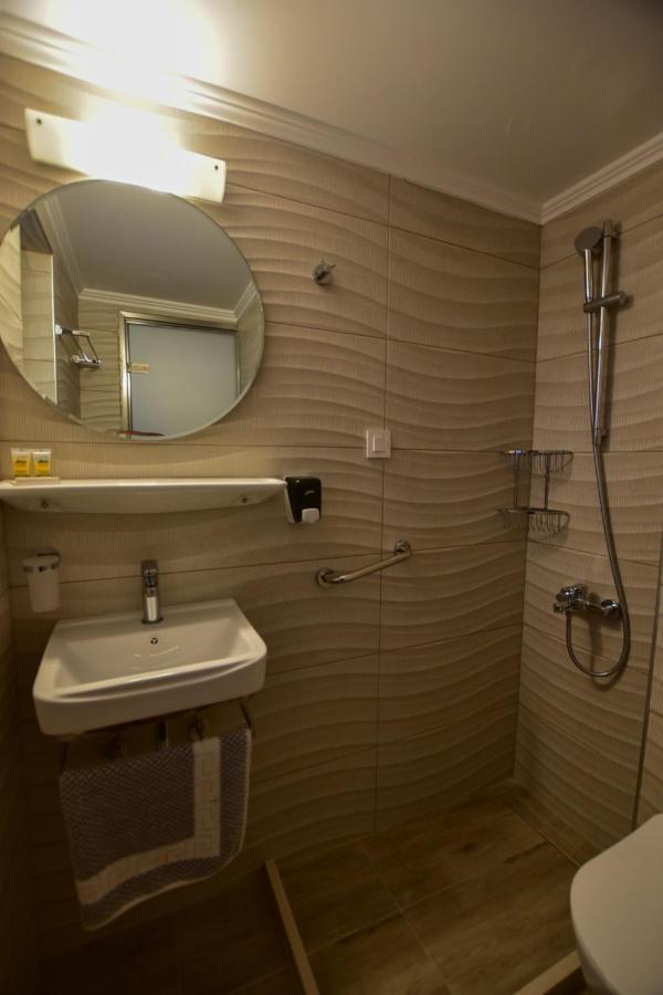 Hotel Aghas Paleochora Екстериор снимка