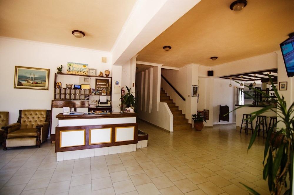 Hotel Aghas Paleochora Екстериор снимка