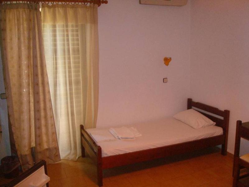 Hotel Aghas Paleochora Екстериор снимка