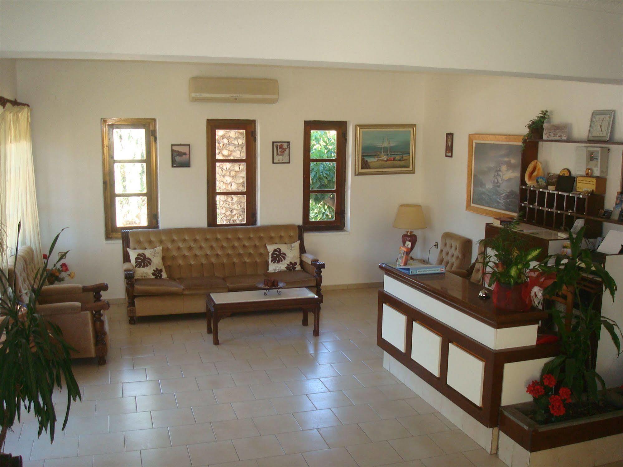 Hotel Aghas Paleochora Екстериор снимка